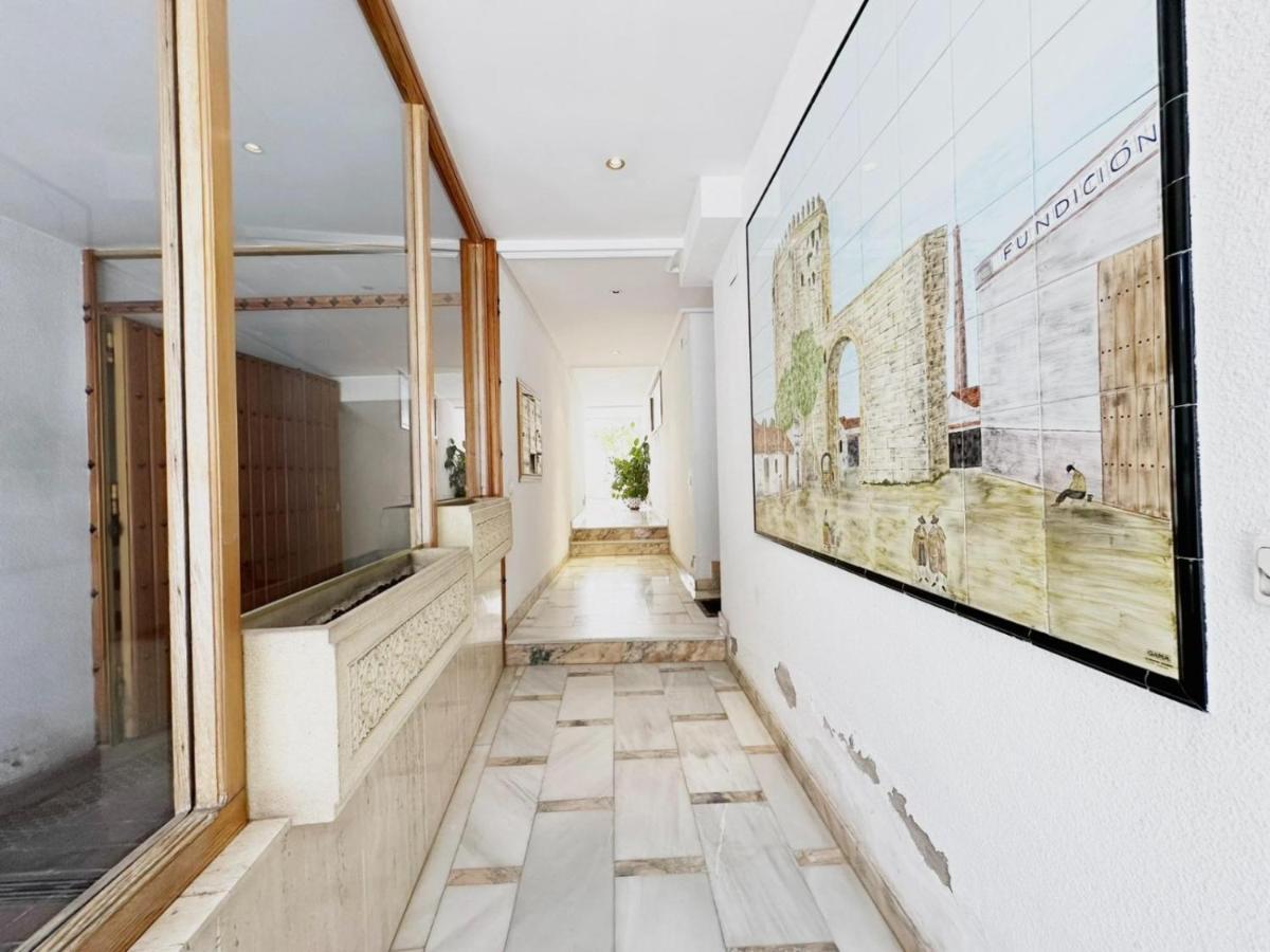 Apartamento Jardines De Colon Apartment กอร์โดบา ภายนอก รูปภาพ