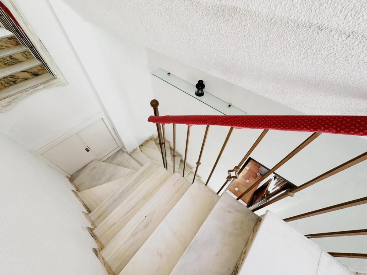 Apartamento Jardines De Colon Apartment กอร์โดบา ภายนอก รูปภาพ