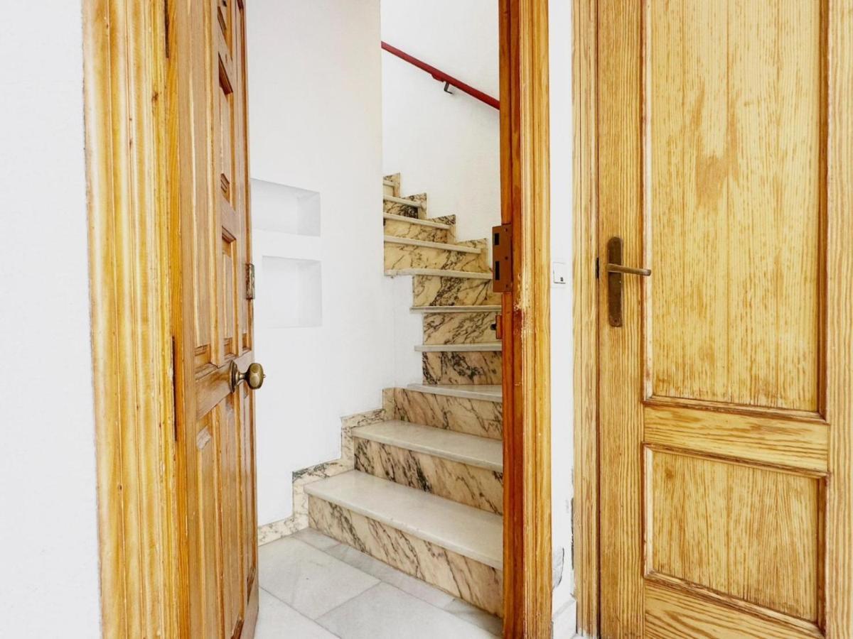 Apartamento Jardines De Colon Apartment กอร์โดบา ภายนอก รูปภาพ